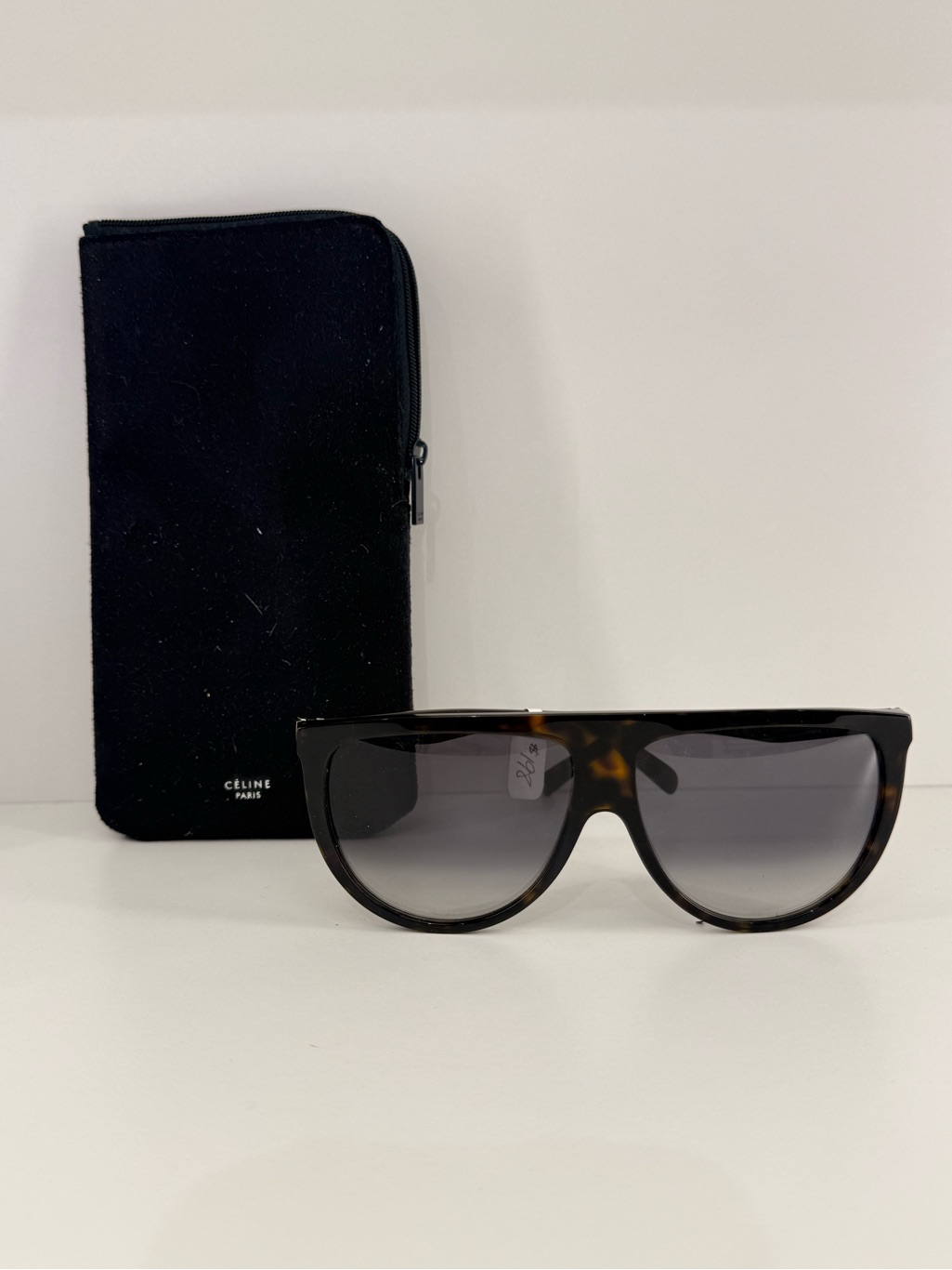 Pre Owned Celine Cl 41435/S 086w2 61 14 Black Tortoise Shell Sunglasses W/ Case